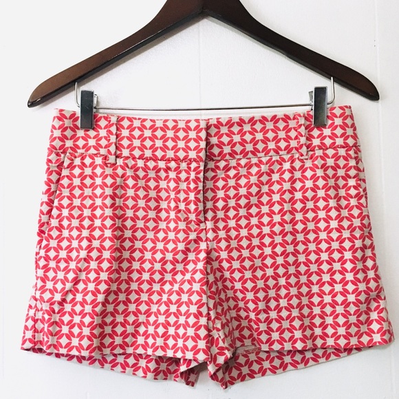 LOFT Pants - • ann taylor LOFT cute red print cotton shorts •